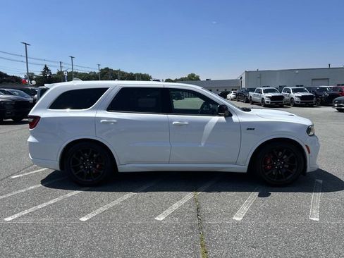 Used 2021 Dodge Durango SRT w/ Premium Interior Group AWD/4WD image 2
