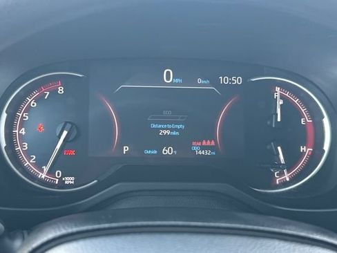 Certified 2025 Toyota RAV4 LE image 29