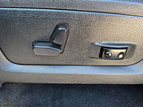 Used 2017 RAM 1500 Lone Star AWD/4WD image 25