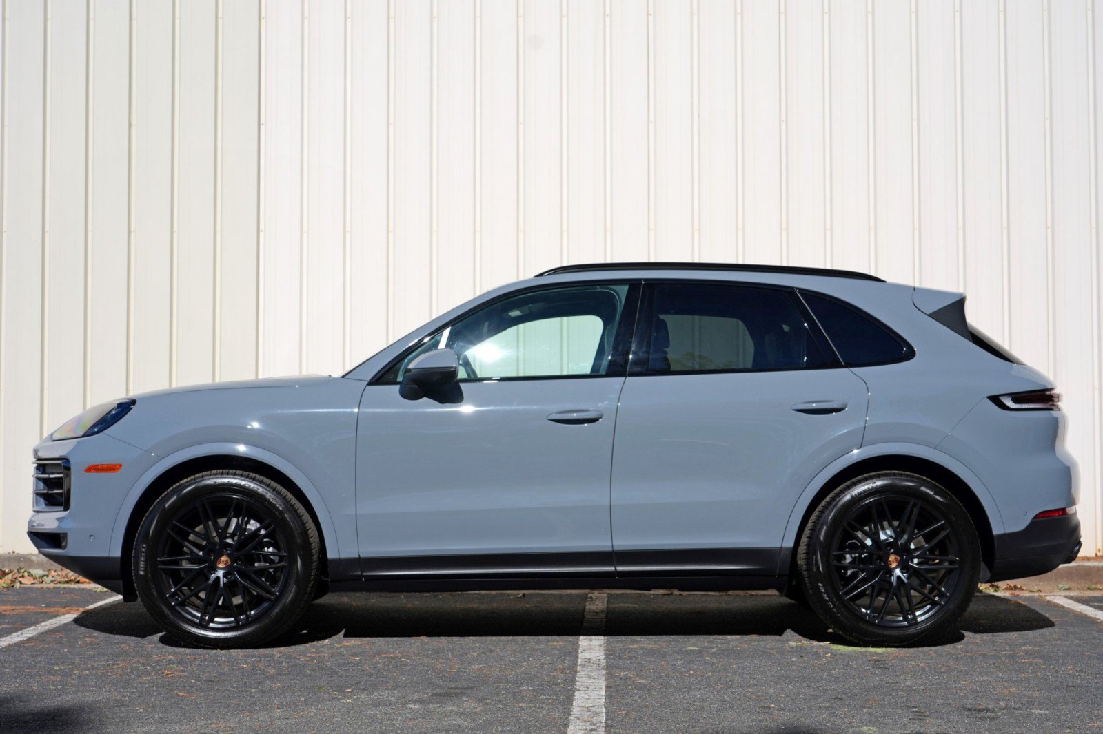 Used 2026 Porsche Cayenne AWD/4WD image 9