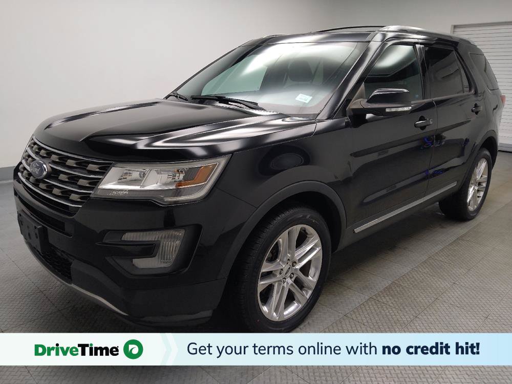 Used 2017 Ford Explorer XLT w/ Equipment Group 202A AWD/4WD image 1