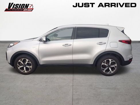 Used 2021 Kia Sportage LX AWD/4WD image 2