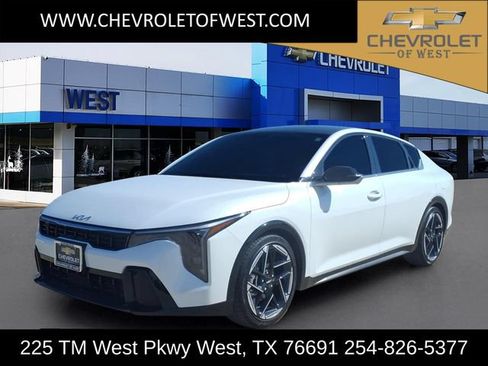 Used 2025 Kia K4 GT-Line w/ GT-Line Premium Package FWD image 1