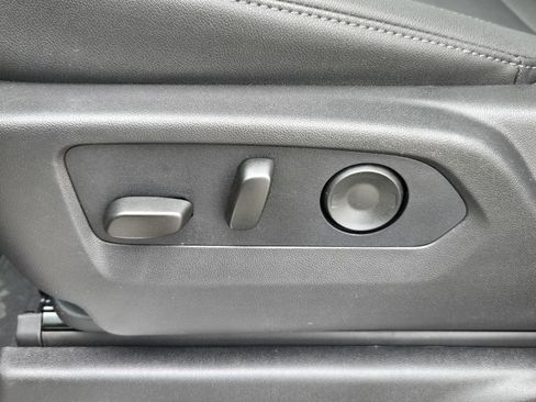 New 2026 GMC Sierra 1500 SLT w/ SLT Premium Plus Package image 15