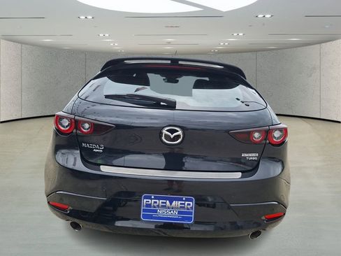 Used 2023 MAZDA MAZDA3 Hatchback w/Premium Plus Pkg image 4