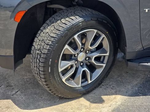 Used 2021 Chevrolet Tahoe LT AWD/4WD image 29