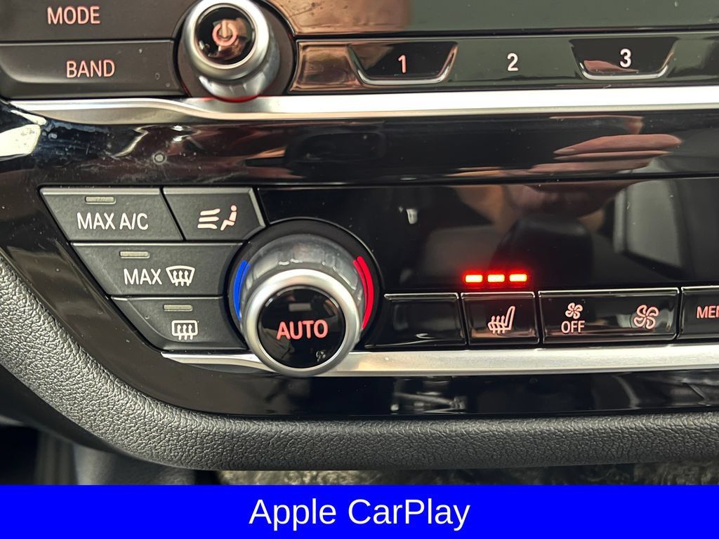 Used 2023 BMW 530i xDrive w/ Convenience Package AWD/4WD image 9