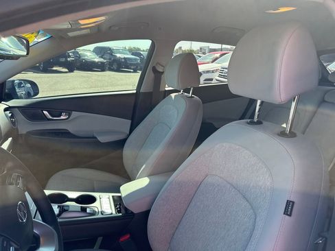 Certified 2023 Hyundai Kona SE w/ Cargo Package FWD image 18