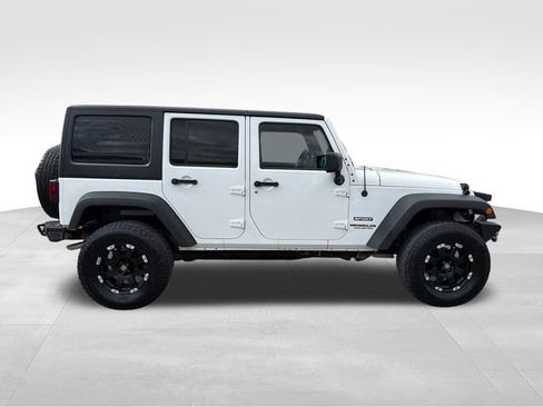 Used 2013 Jeep Wrangler Unlimited Sport AWD/4WD image 8