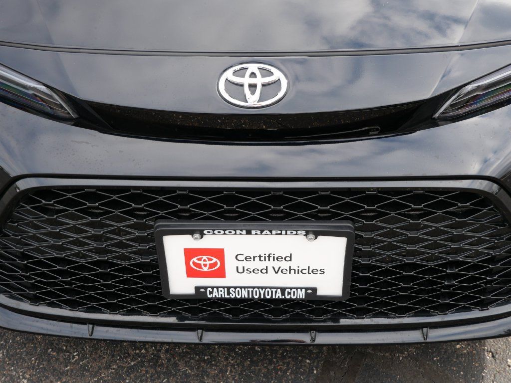 Certified 2026 Toyota Corolla SE w/ SE Premium Package FWD image 9