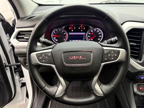 Used 2023 GMC Acadia SLT AWD/4WD image 19