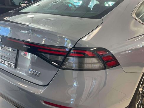 Certified 2023 Honda Accord Touring image 8