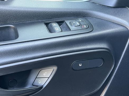 Used 2020 Mercedes-Benz Sprinter 3500 w/ Premium Plus Package image 15