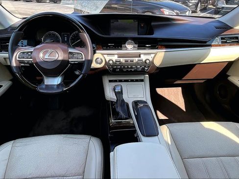 Used 2016 Lexus ES 350 image 16