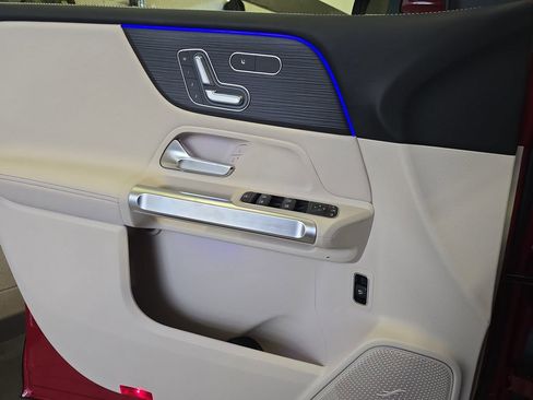 New 2026 Mercedes-Benz GLB 250 GLB 250 image 27