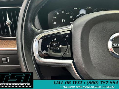 Used 2019 Volvo XC60 T5 Inscription w/ Protection Package Premier image 18