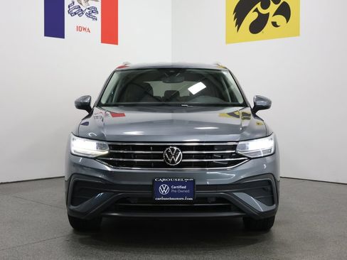 Used 2023 Volkswagen Tiguan SE FWD image 7