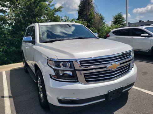 Used 2019 Chevrolet Tahoe Premier RWD image 3