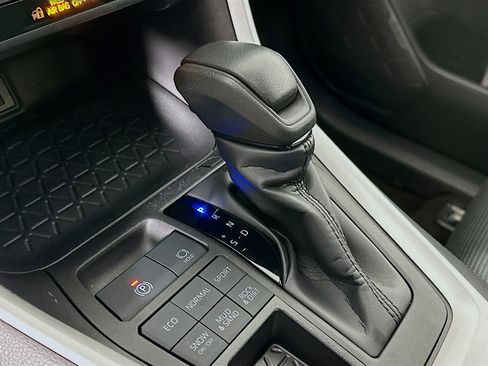 Used 2024 Toyota RAV4 LE image 24