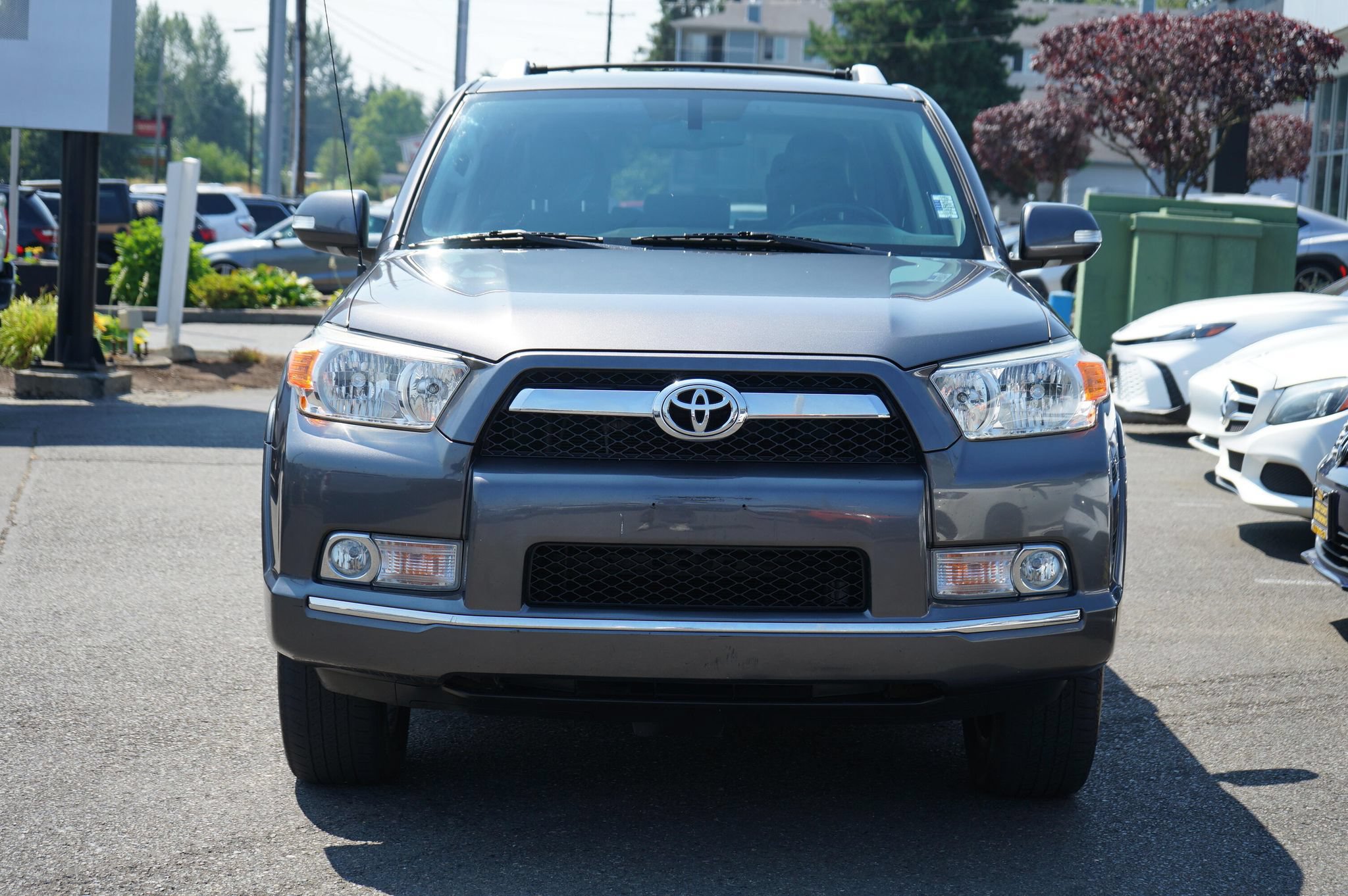 Used 2013 Toyota 4Runner Limited AWD/4WD image 9