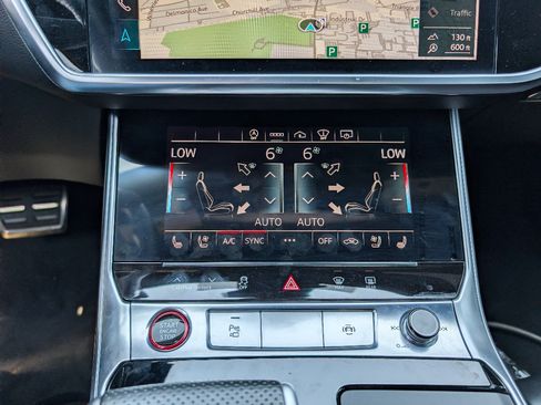 Used 2021 Audi RS 6 w/ Executive Package AWD/4WD image 31