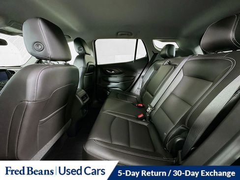 Used 2022 GMC Terrain SLT image 24