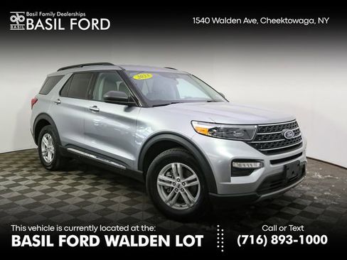 Used 2023 Ford Explorer XLT w/ Equipment Group 202A AWD/4WD image 1