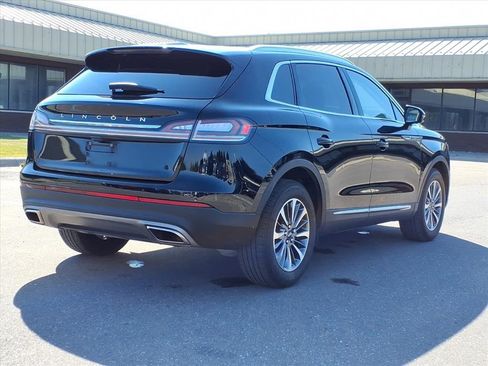 Used 2023 Lincoln Nautilus Standard w/ Premium Package image 5