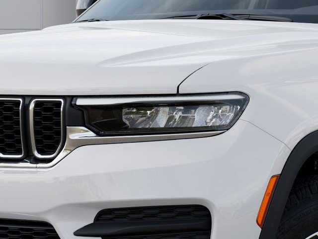 New 2027 Jeep Grand Cherokee Laredo X AWD/4WD image 10