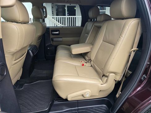Used 2015 Toyota Sequoia Limited RWD image 19