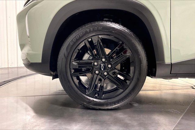Used 2025 Chevrolet Trax ACTIV w/ Driver Confidence Package FWD image 9