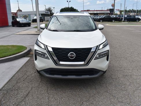 Used 2021 Nissan Rogue SV w/ Premium Package FWD image 19
