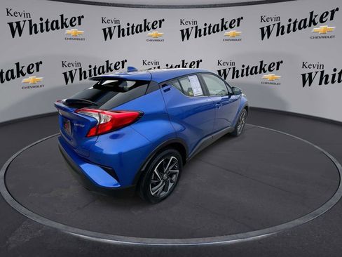 Used 2022 Toyota C-HR Limited image 8