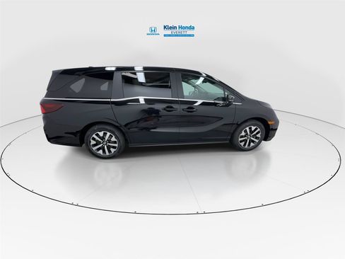 New 2026 Honda Odyssey EX-L image 3
