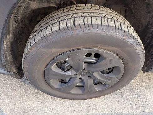 Used 2023 Toyota RAV4 LE image 3