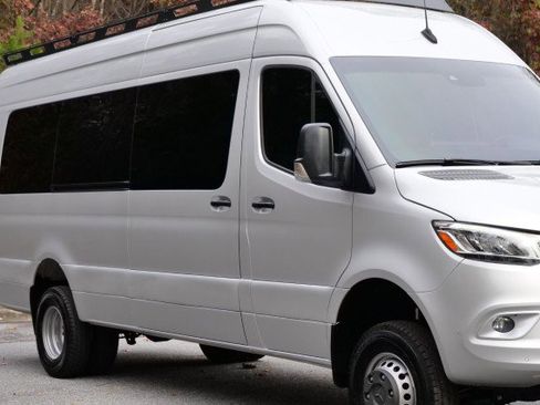 Used 2023 Mercedes-Benz Sprinter 3500 w/ Parking Package image 36