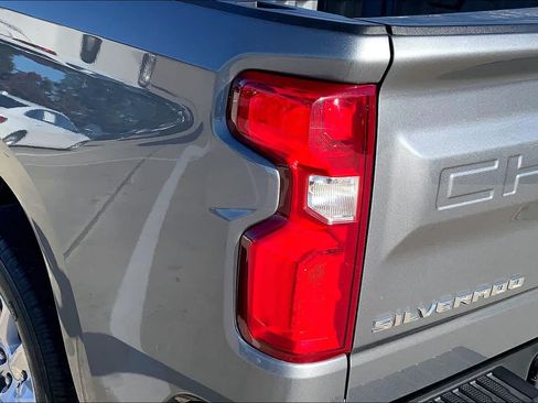 Used 2022 Chevrolet Silverado 1500 Custom w/ LPO, Dark Essentials Package RWD image 26
