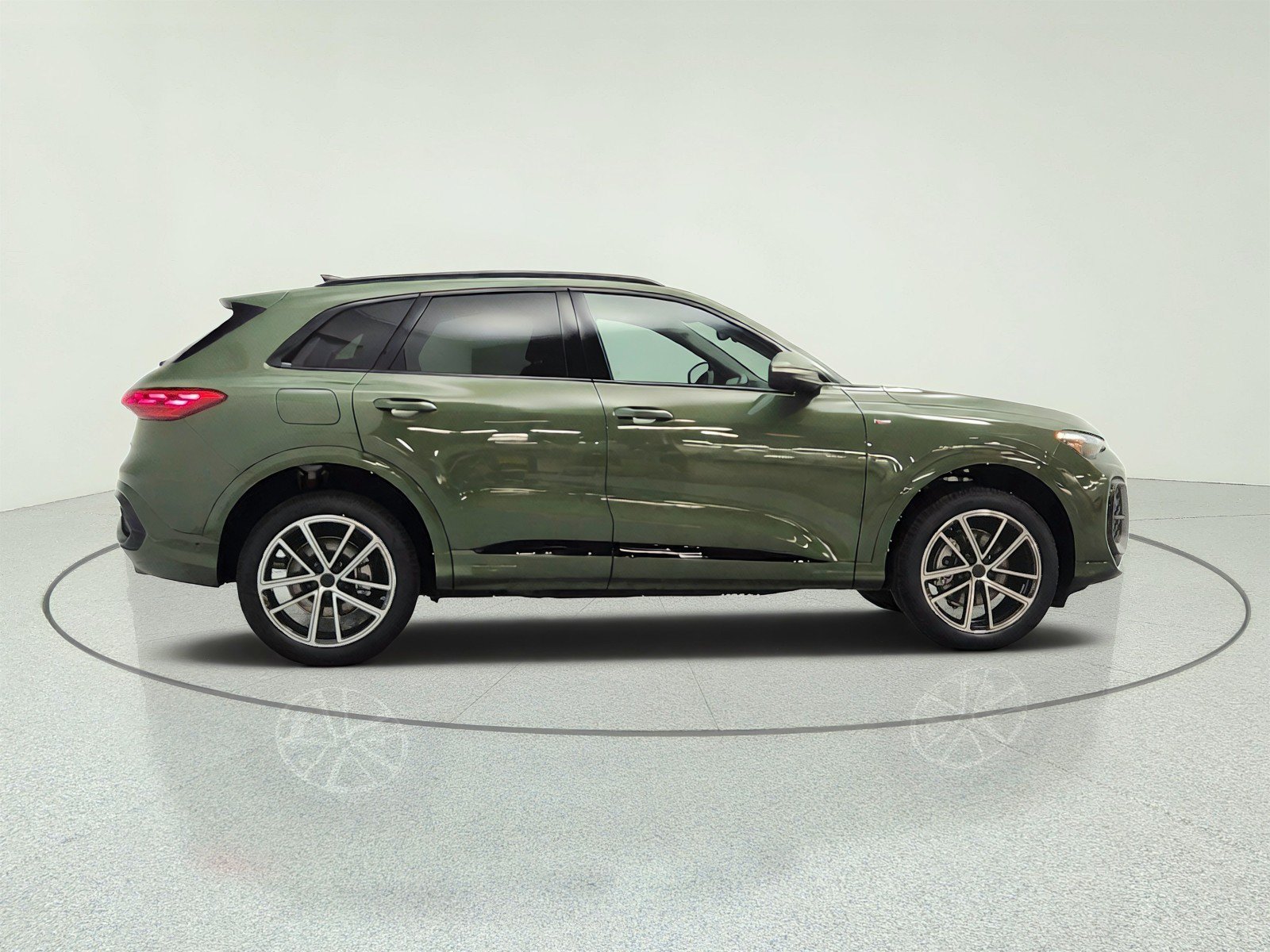 New 2026 Audi Q5 Premium Plus AWD/4WD image 4