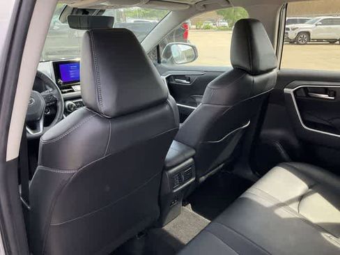 Used 2023 Toyota RAV4 XLE Premium AWD/4WD image 15