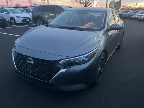 Used 2024 Nissan Sentra SV image 1