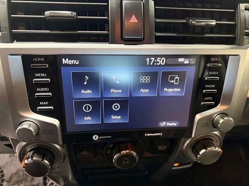 Used 2022 Toyota 4Runner SR5 AWD/4WD image 26