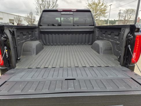 Used 2022 GMC Sierra 1500 SLT image 9