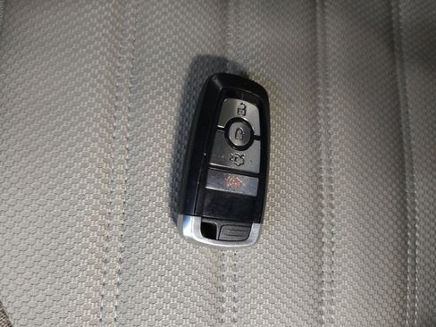 Used 2018 Ford Fusion S FWD image 32