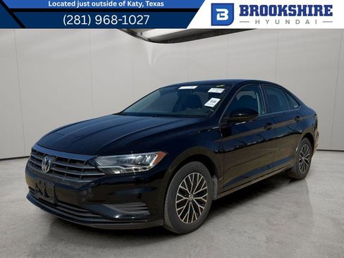 Used 2021 Volkswagen Jetta S image 1