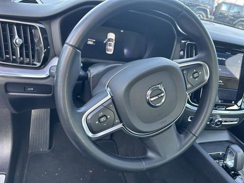 Used 2024 Volvo S60 B5 Core image 10