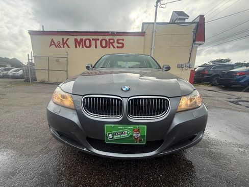 Used 2011 BMW 328i xDrive Sedan image 2