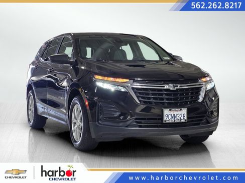 Used 2022 Chevrolet Equinox LS w/ LS Convenience Package image 1
