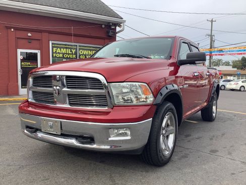 Used 2010 Dodge Ram 1500 Truck SLT w/ Big Horn Regional Pkg image 3