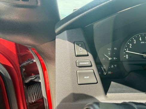 Used 2005 Cadillac XLR image 21