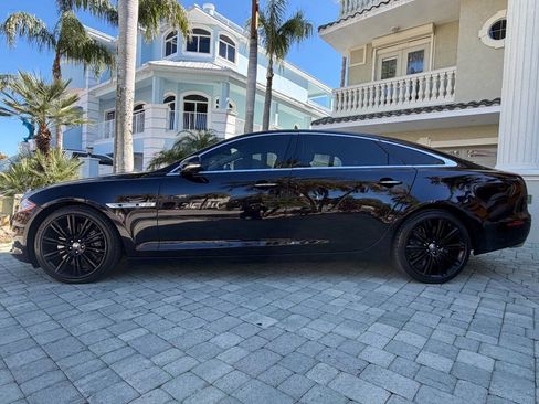 Used 2013 Jaguar XJ L Ultimate image 31